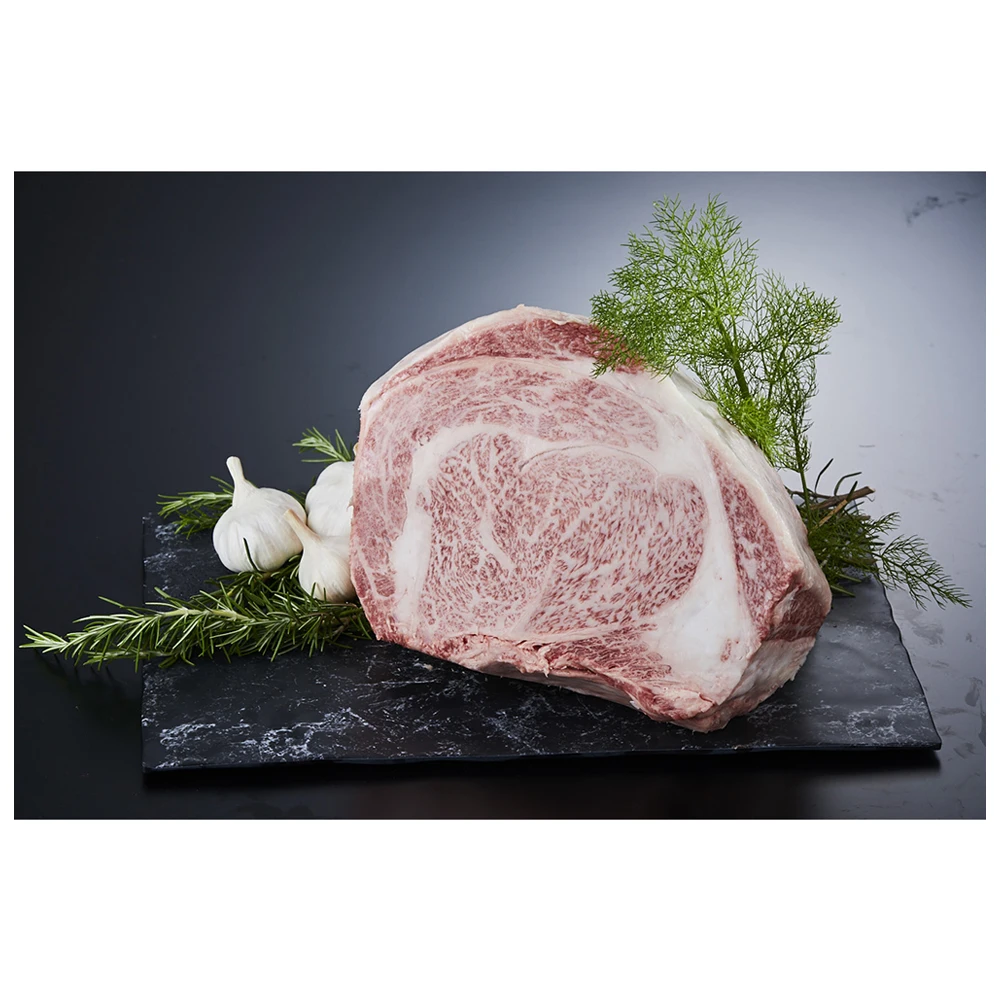 Japanese high-quality vibrantly colored meat frozen wagyu beef