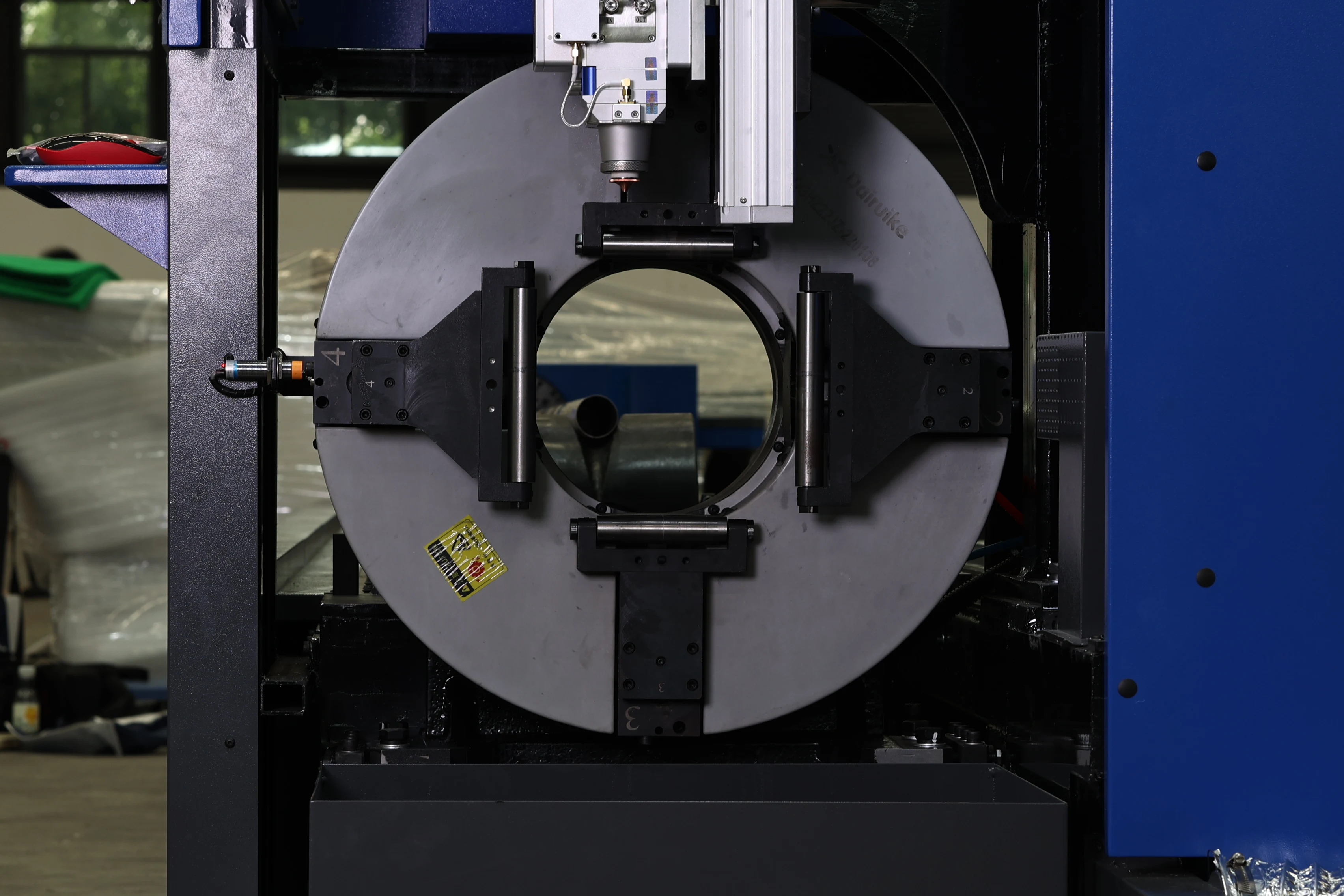 Heavy-duty Tube Laser Cutting Machine 6kw 8kw H Beam Profile And Pipe Laser Cutting Machine