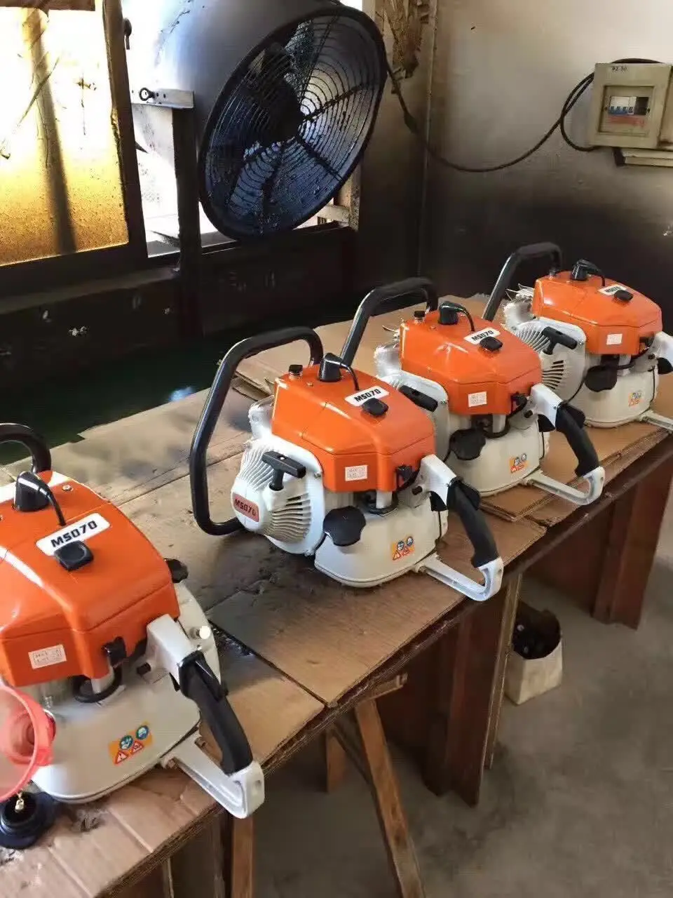 tree cutting machine BOOMSUN A big saw 105.7cc  wood cutting machine Chainsaw engine 070