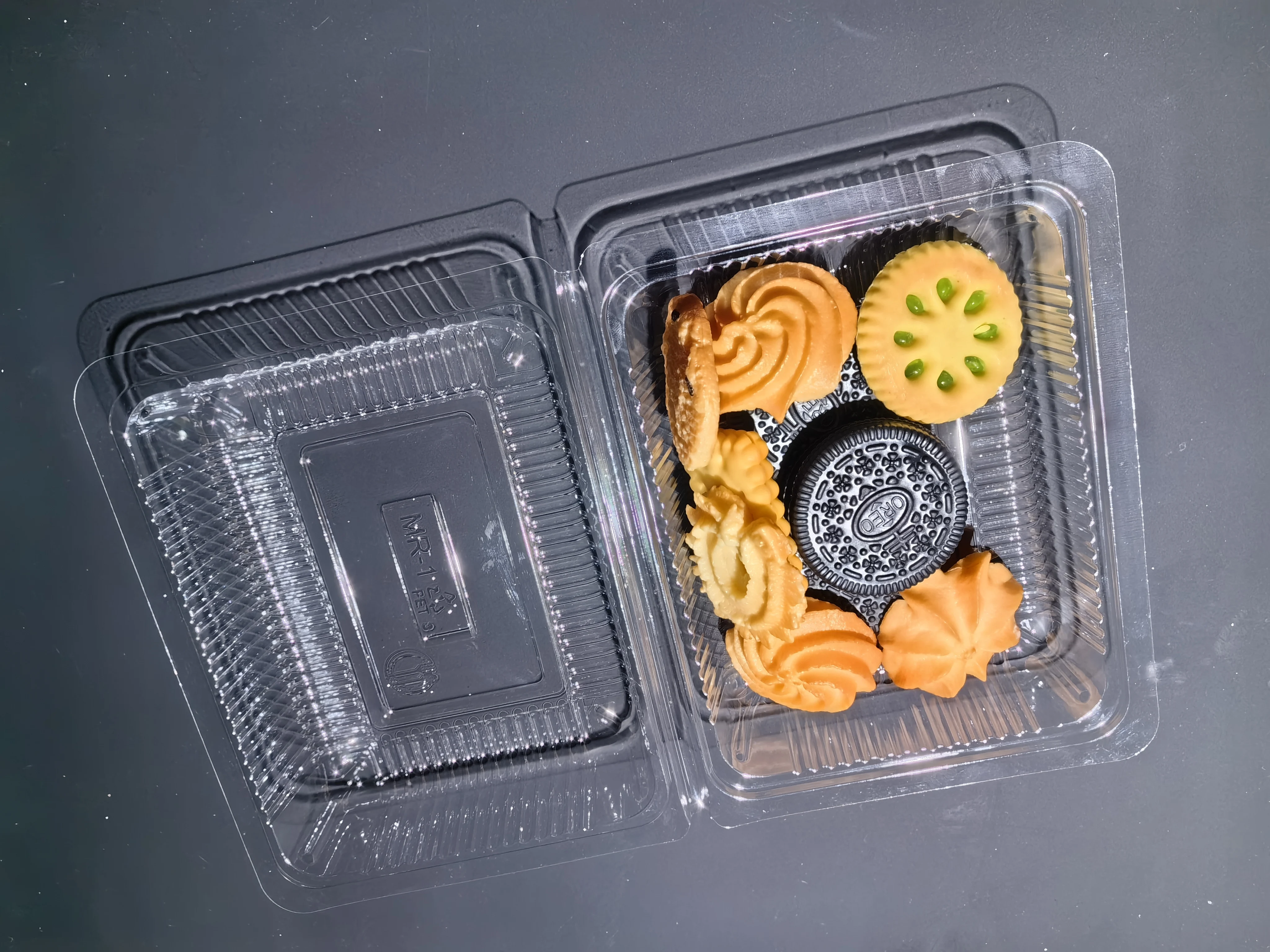 Disposable Food Box Clear Plastic PET Cake Box Package for Fruit Cake Wholesale