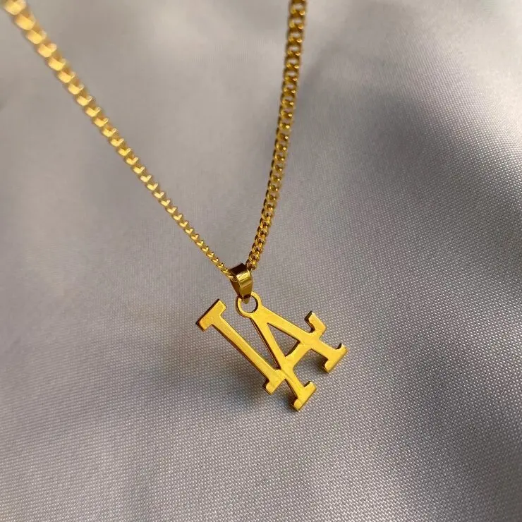 Stock Available Baseball Lovers Sports Jewelry Charm Mens Necklace Hypoallergenic Stainless Steel 18k Gold Pendant Necklace