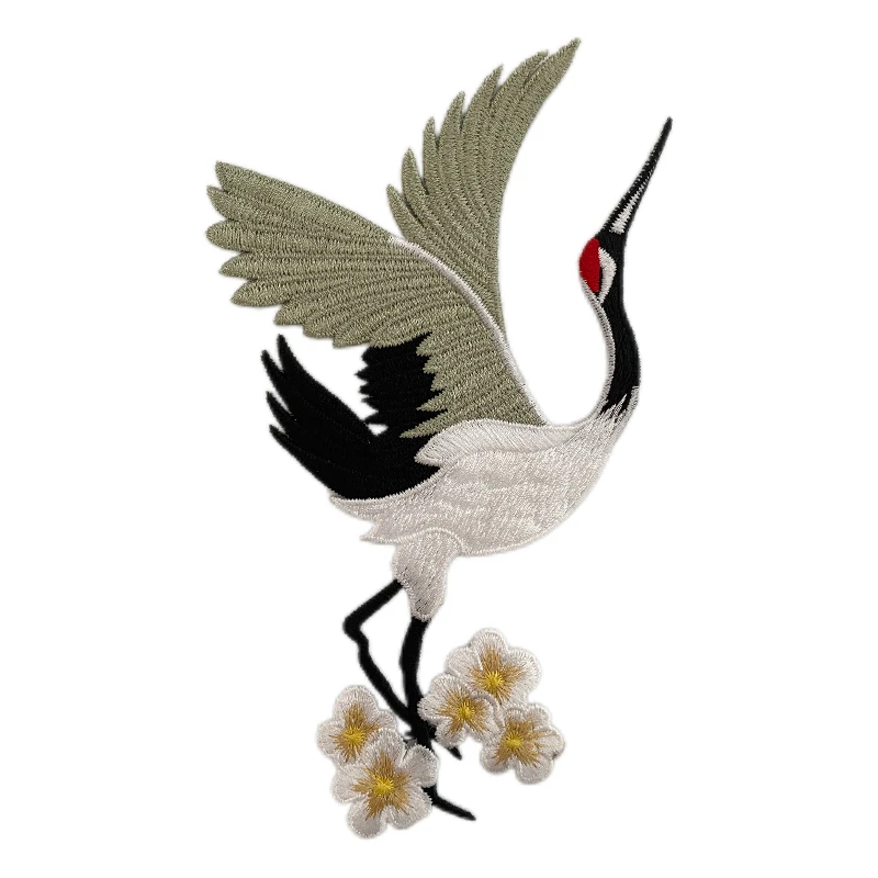 Competitive Price Personalized Embroidered Patches Custom Logo Name Fashion Unique Designs For Apparel