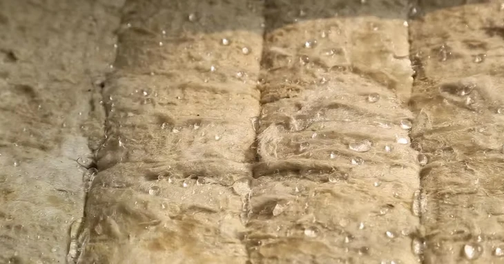 Class A1 Fire Resistant Rock Wool Insulation Soundproof Made From Natural Materials