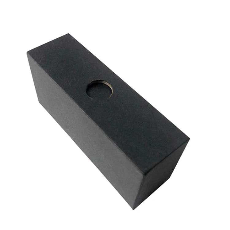 
Customized High Quality Rigid White Packaging Cardboard Foldable Vodka Gift Box With Magnetic Closure 