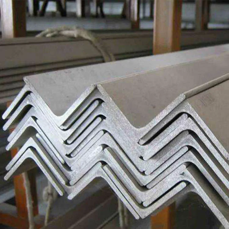 High Quality 45 X 45 X 5mm Hot Dipped Galvanized Equal Gi Angle Iron Steel Bar For South America