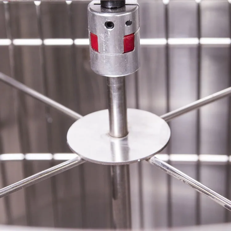 New style 4 frame manual honey extractor