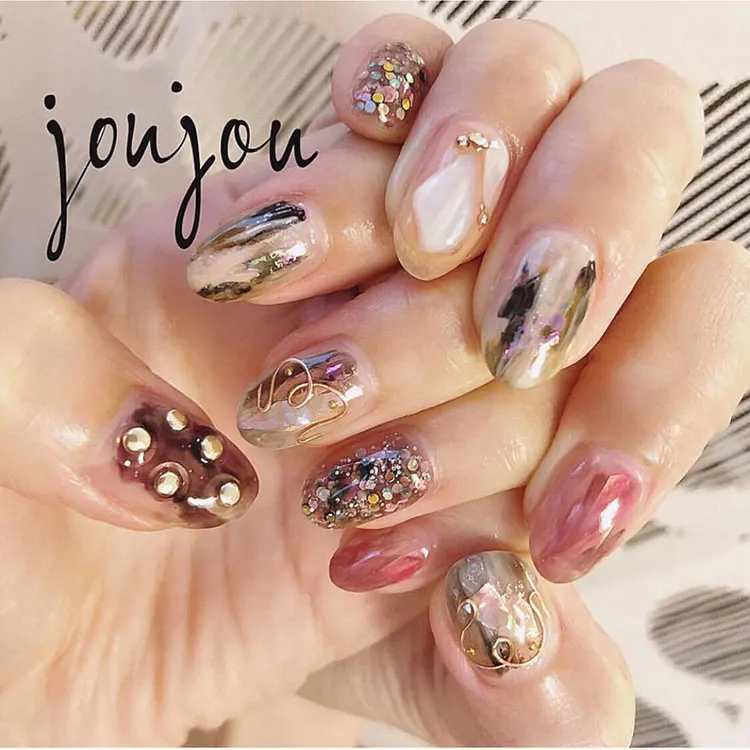 12 Colors Shell Slices Nail Rhinestones Nail Decoration