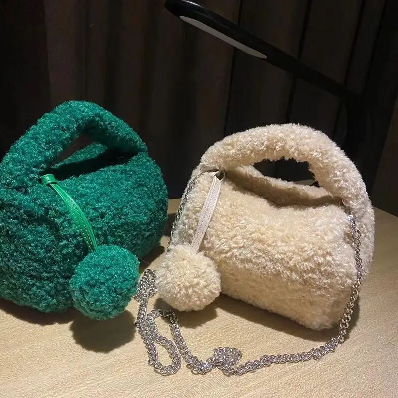 2021 Winter Warm Ins Trendy Designer Plush bag Free Bear Slippers Luxury Soft Faux Fur Women Hand bag Set