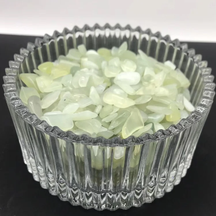 
Wholesale High Quality Factory Price Natural Rreen Xiu Jade Crystal Pea Gravel For landscaping Healing 