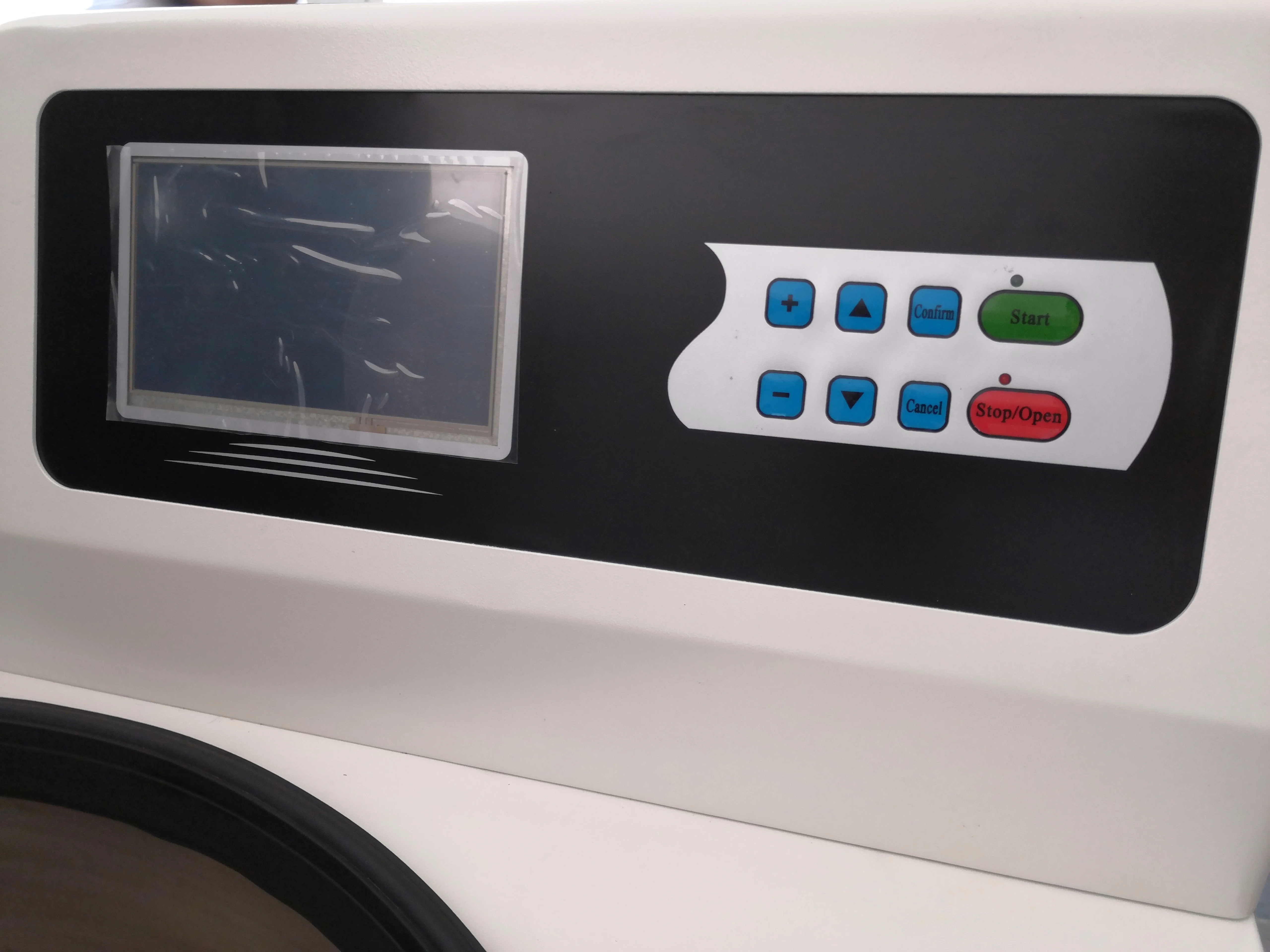 Refrigerated swing out rotor horizontal ultra large capacity laboratory centrifuge