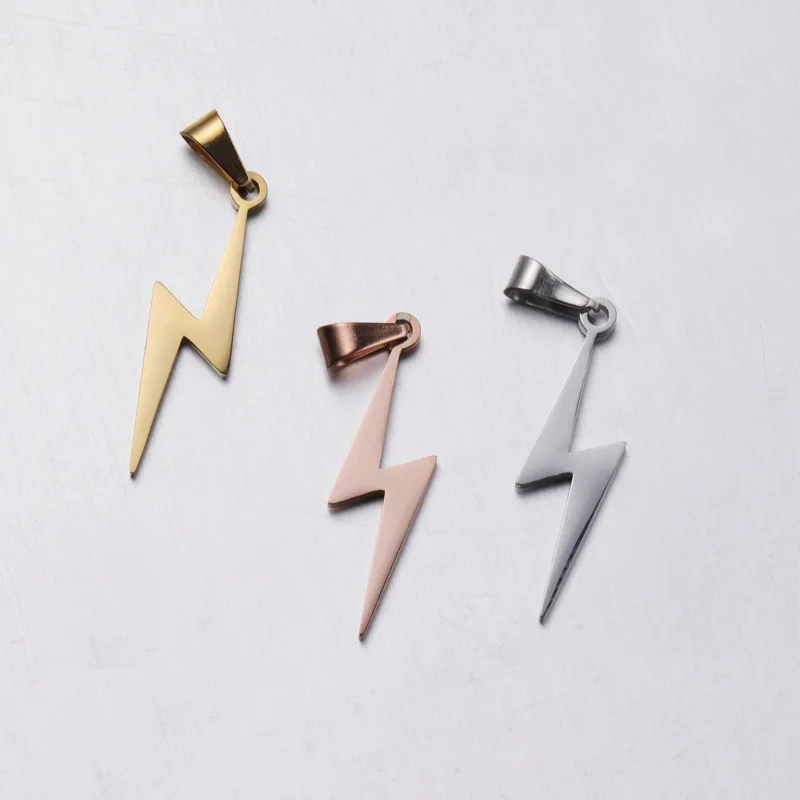 Gold Lightning Bolt Necklace Celebrity Jewelry Strike Charm Delicate Minimalist Geometric Flash Silver Thunder Bolt Pendant