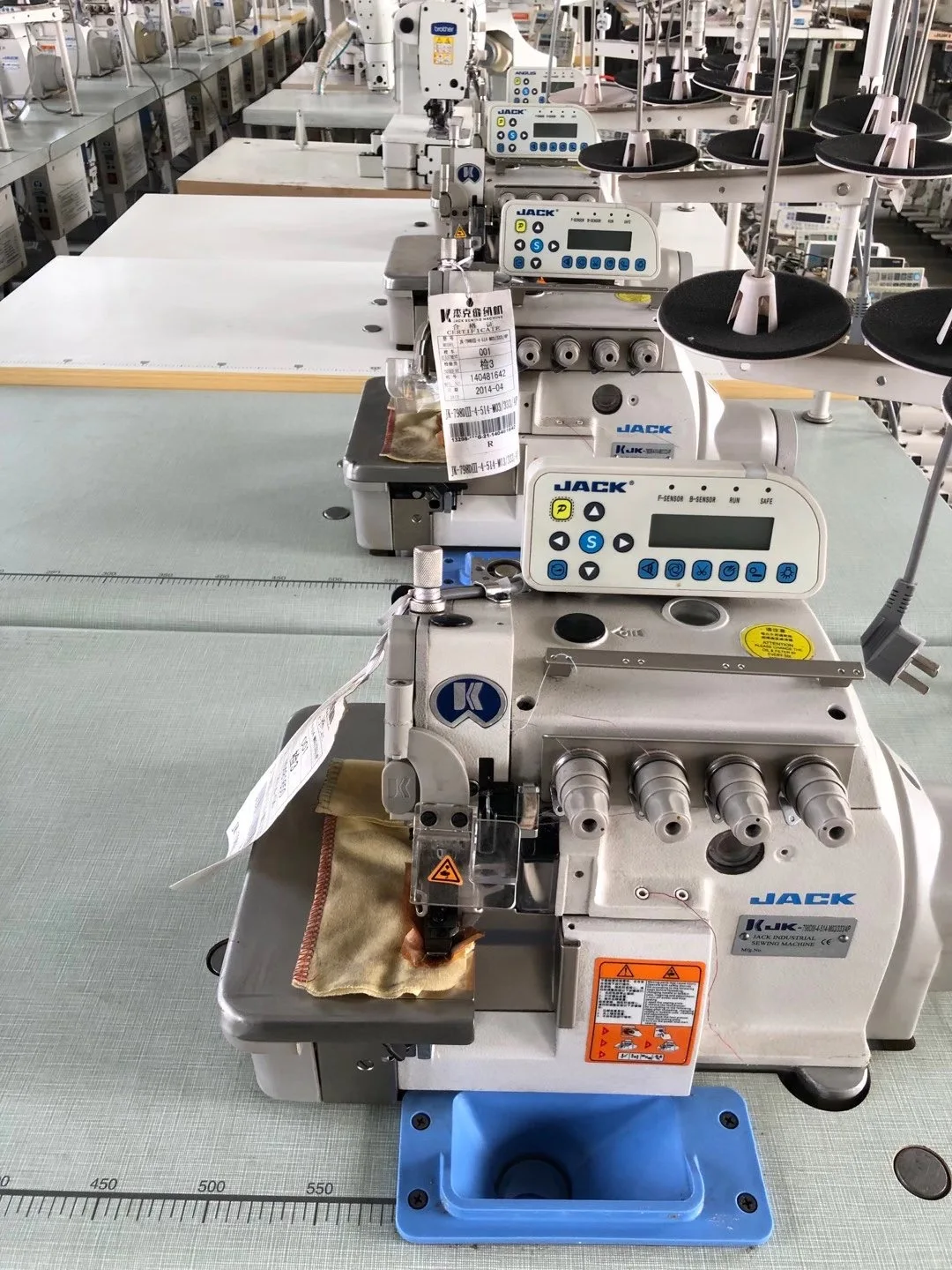 2024 Hot Selling Jack JK 798 Series Four Threads Five Threads Six Threads Overlock Sewing Machine Direct Drive Motor