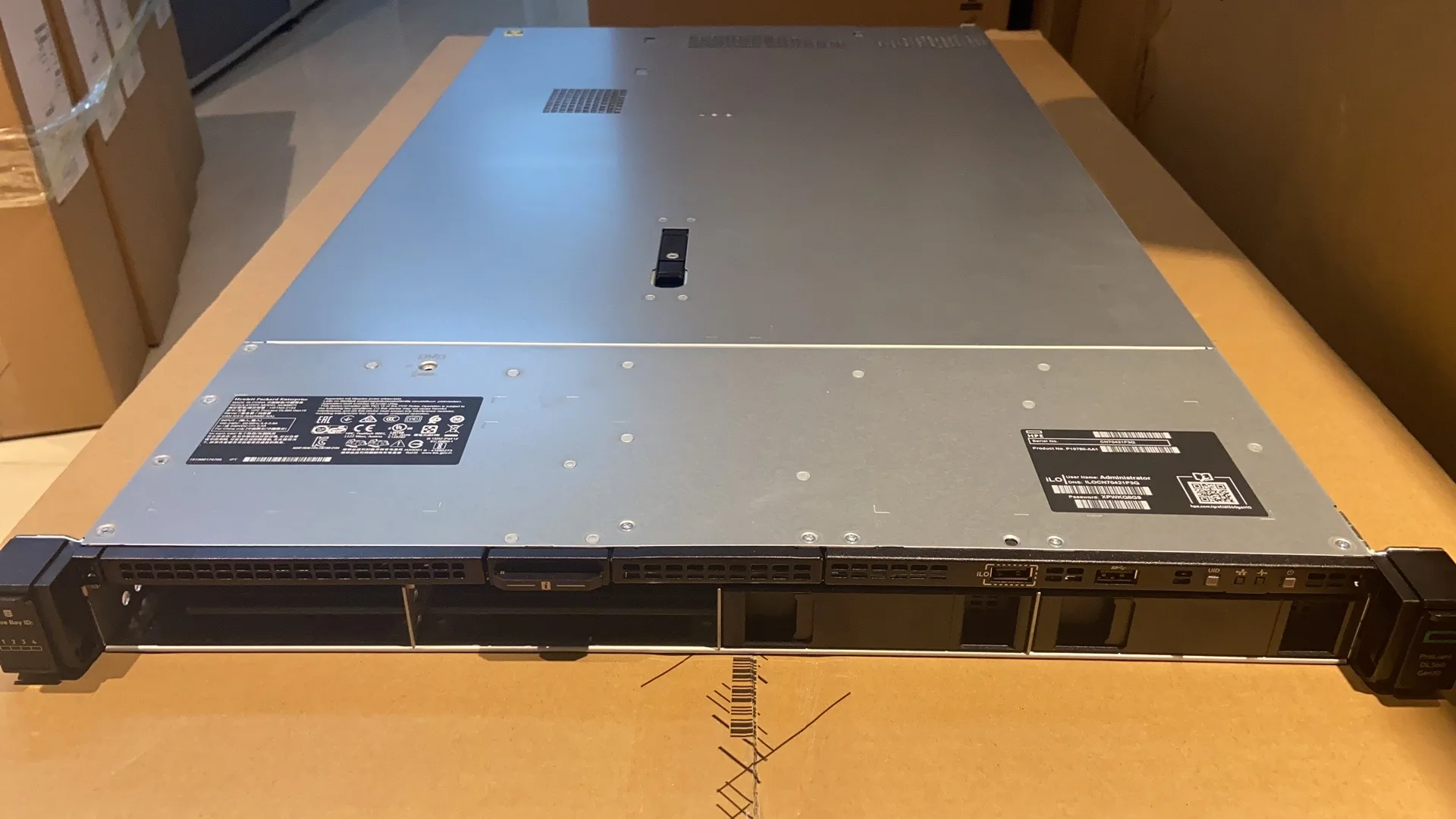 Оригинальный новый! Сервер HP DL360 Gen9 755258-B21 8SFF CTO