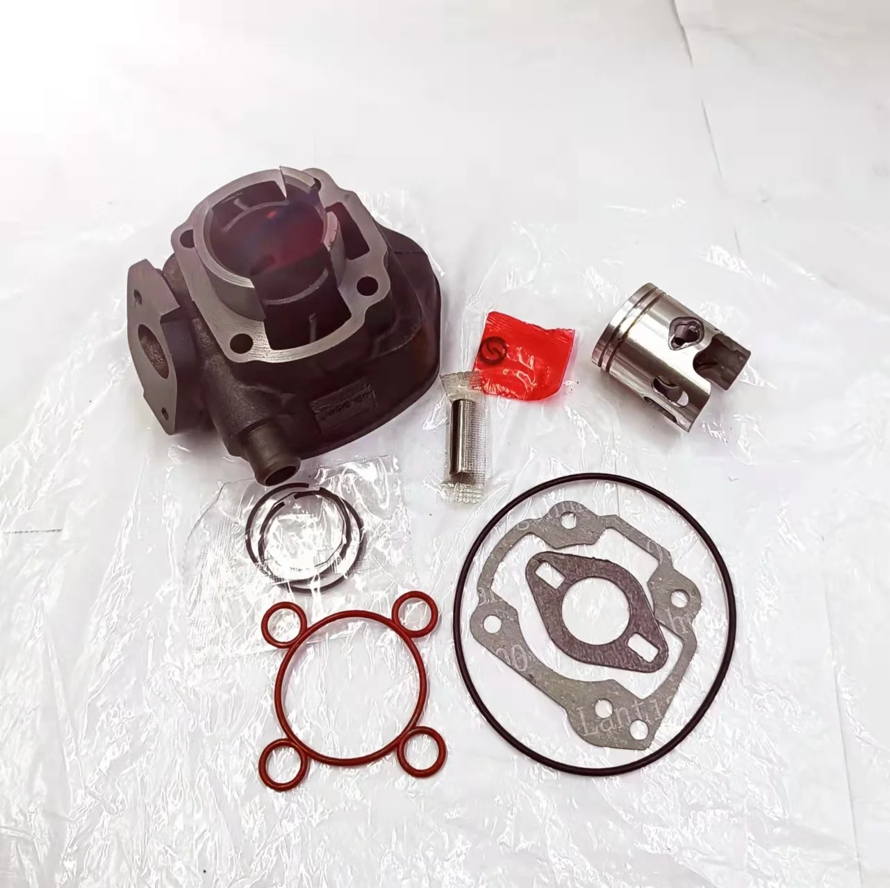 Top end motocylinder kit Naraku 50ccm for Minarelli horizontal LC 40mm  AEROX50 sr50