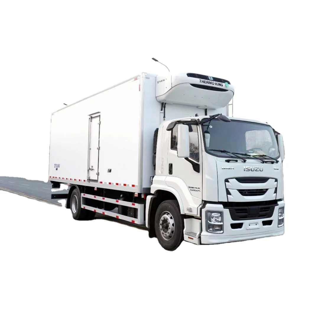 ISUZU GIGA Hino 700 Refrigerated Truck
