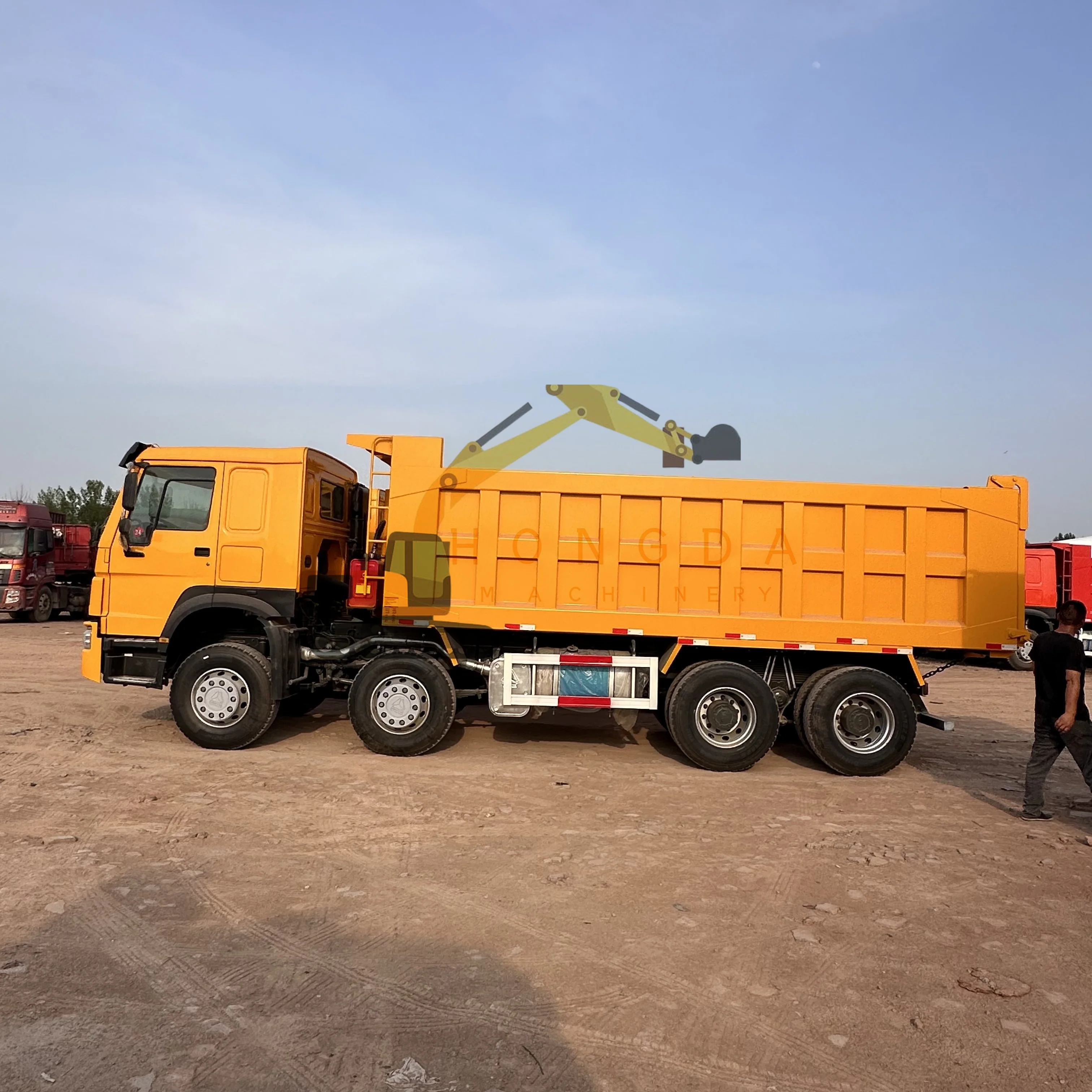 USED TRUCK HOWO-7 Manufacturers Supply 8x4 Dump Customizable Colors High-Roof Cars Truck
