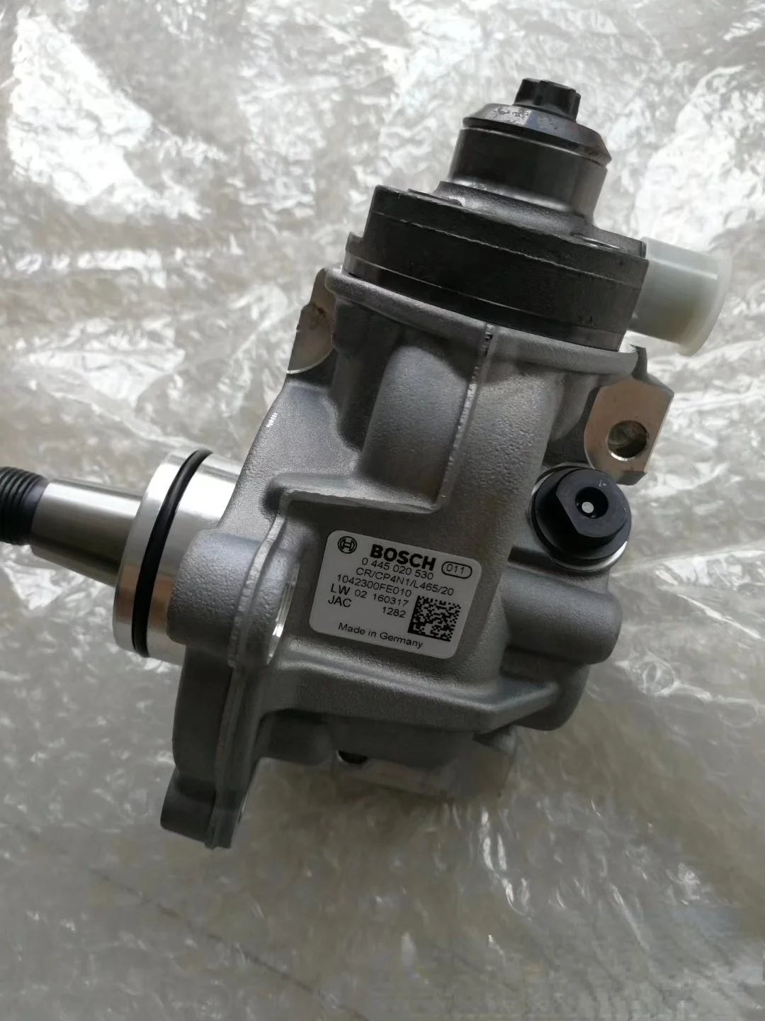
Chinese manufacturer high-performance engine B.O. fuel pump assembly 0445020530 is suitable for Dongfeng Cummins 