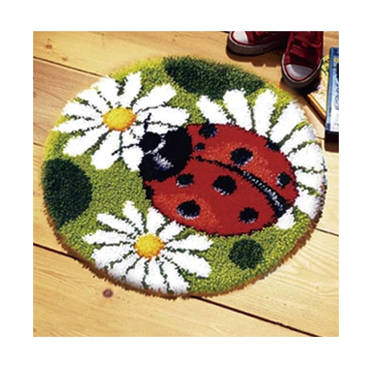 DIY Crafts Yarn Carpet Round 19.7 Inches Cute Bear Printed Canvas Latch Hook Rug Kits for Starter
