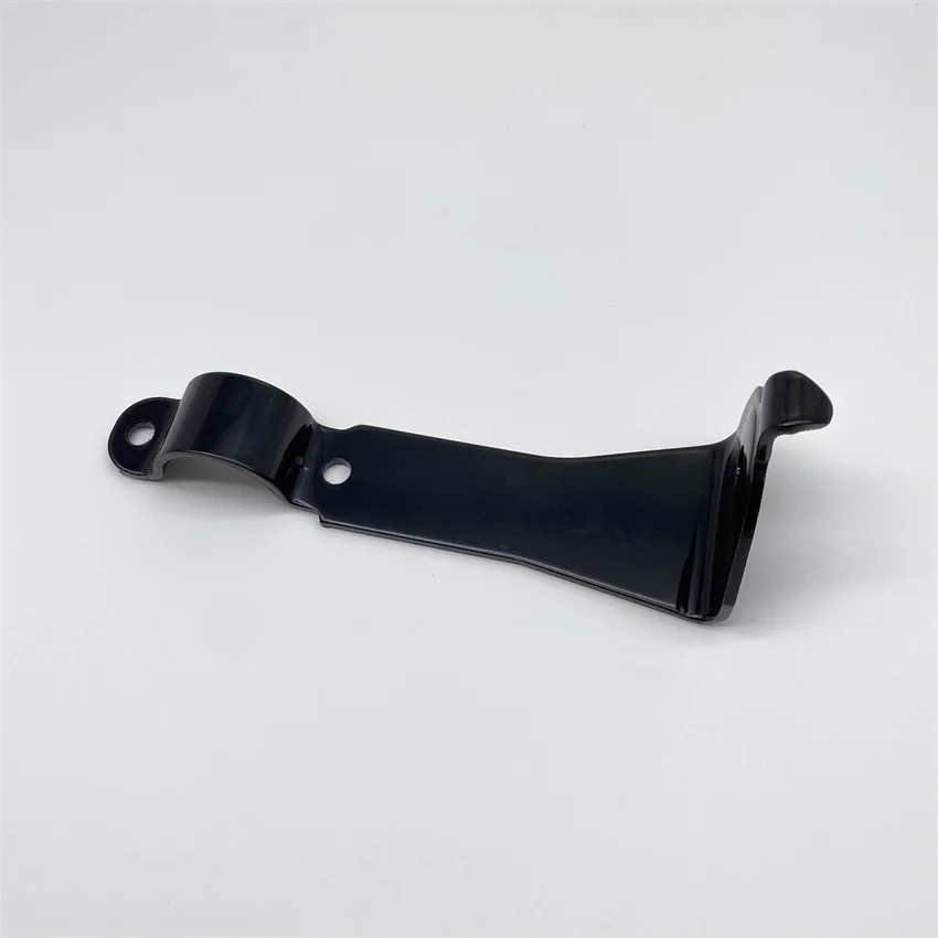 STZT 1243230426 Auto Parts Stabilizer Link Bracket For Mercedes-Benz W124 C124 124 323 04 26 Stabilizer Bracket