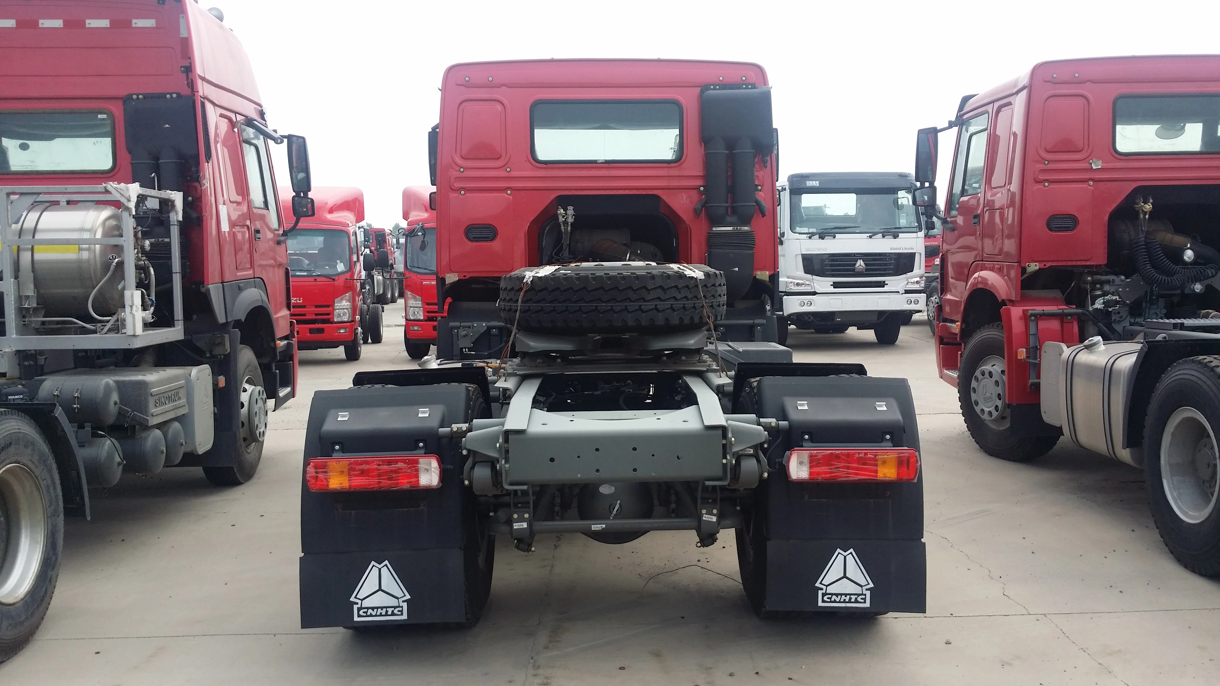  Китайский знаменитый бренд Sinotruck HOWO 6*4 тракторный грузовик