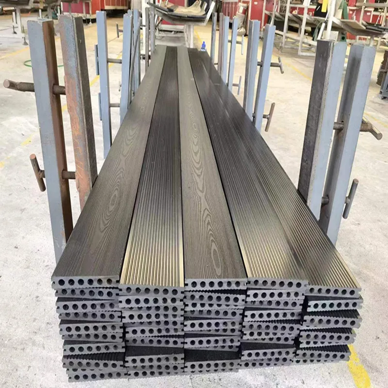 China 3D Wood Grain Co-extrusion Solid Hollow Core WPC Board Decking Plank Crack-resistant Outdoor WPC Floor Diy WPC Tiles