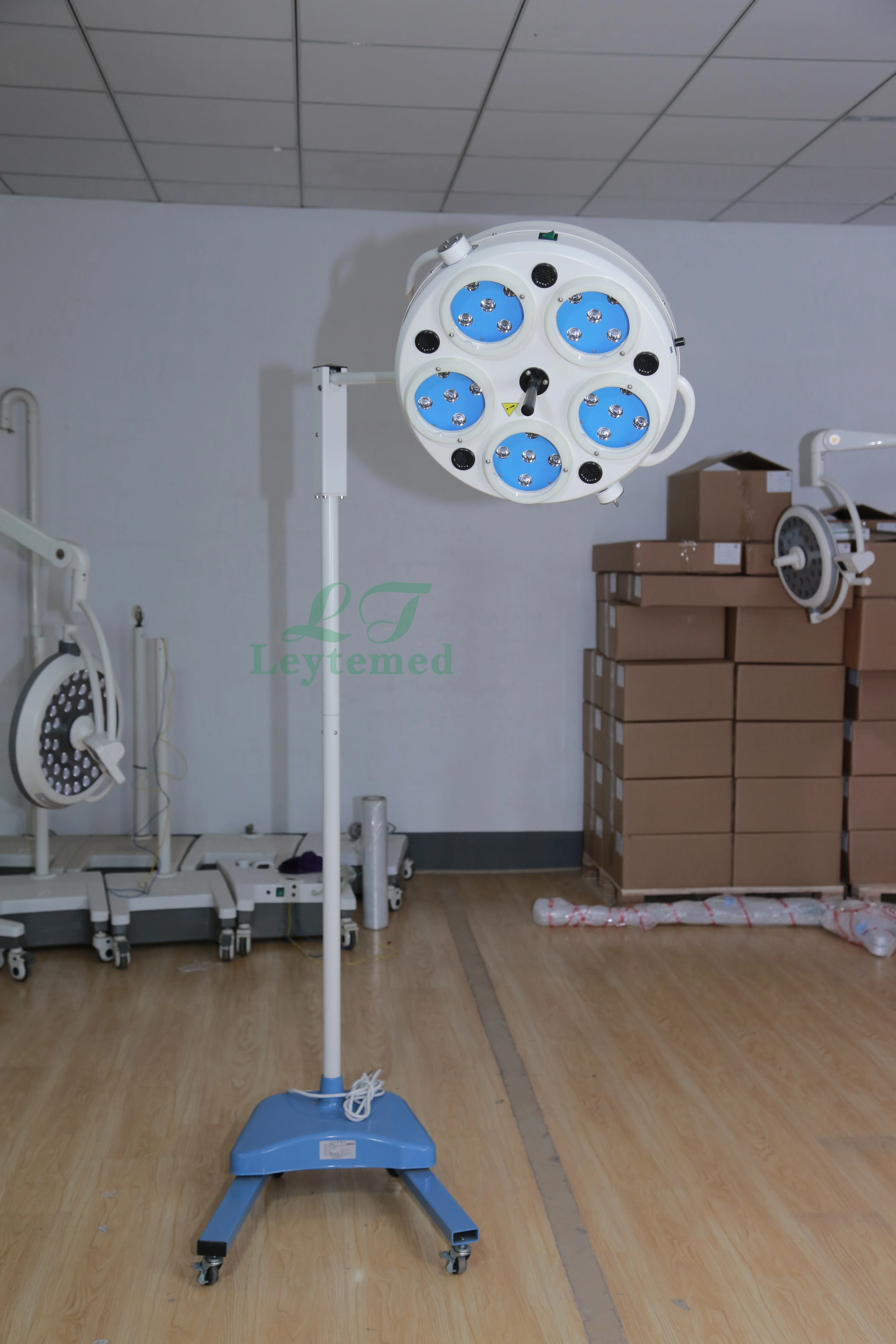LTSL41B Medical Stand Type LED Shadowless Operation Lamp Mobile Operating Theatre Lights
