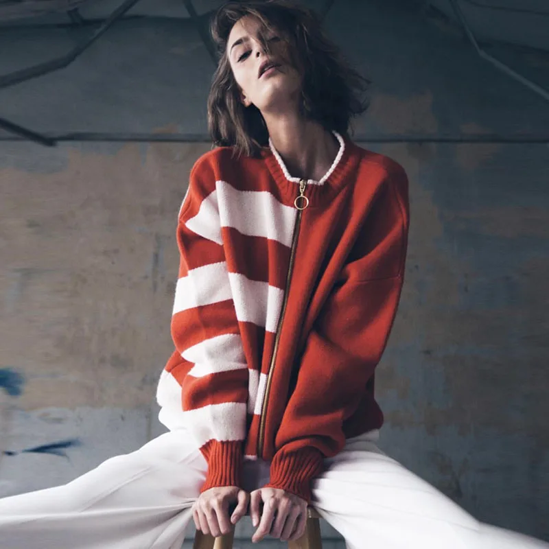 
2021 Autumn and winter European and American red stripes BF style American retro loose zipper cardigan r women sweater fashion 