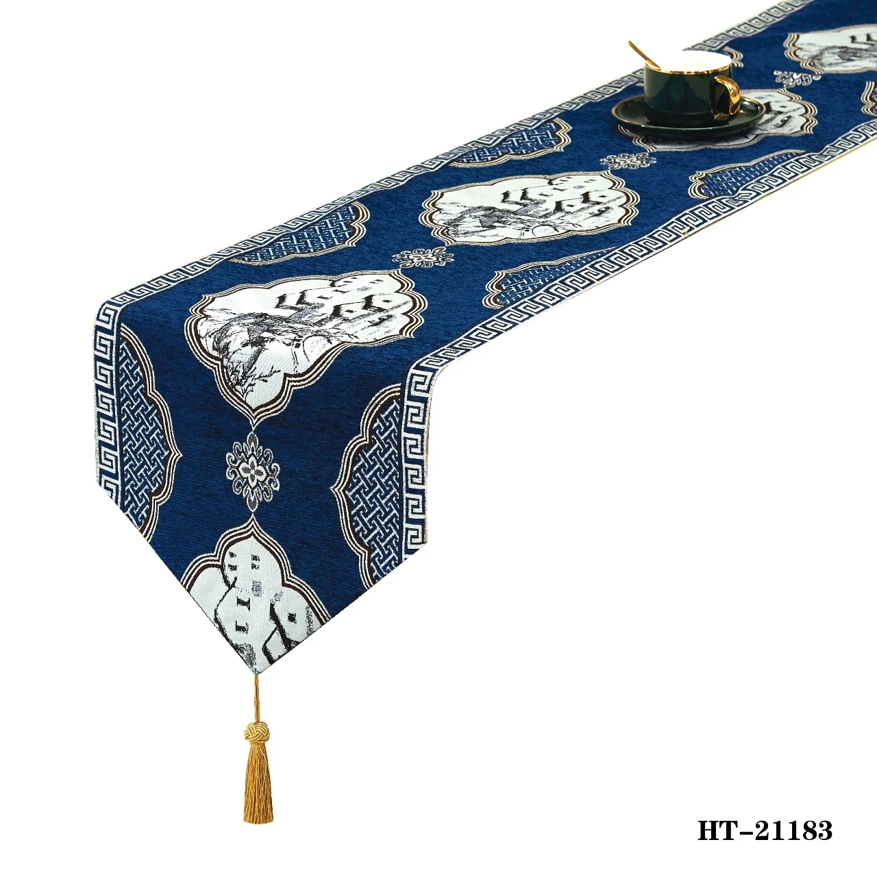 Luxury Jacquard Table Runner Woven Wedding Decoration