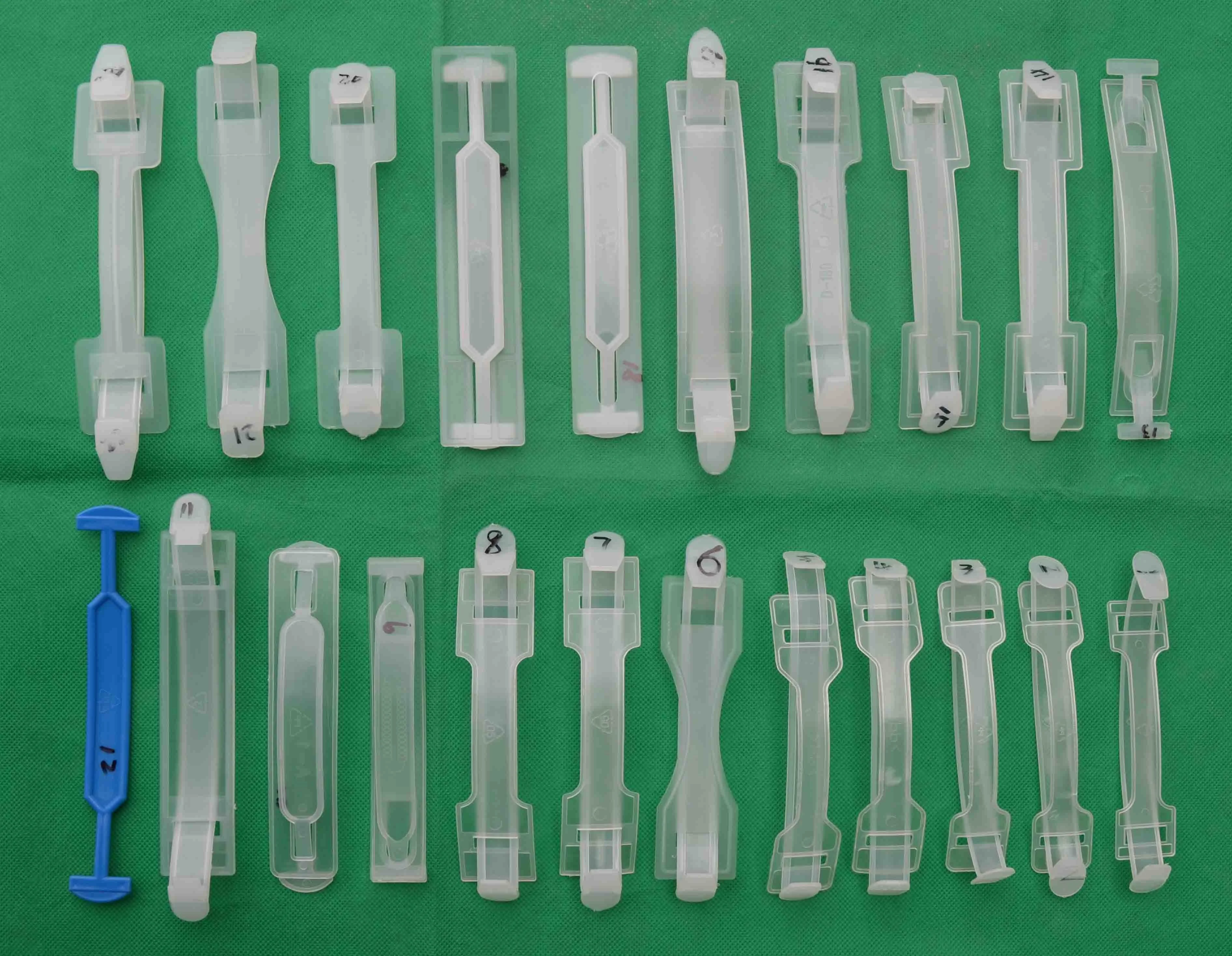 Different size plastic handle cardboard box plastic clear buckle handle the carton