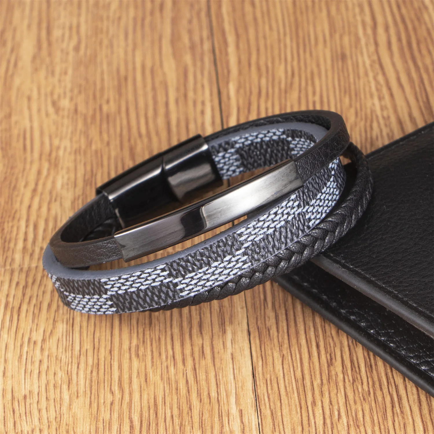 Pulsera Fashion Customizable Men Leather Bracelets Multilayer Black Brown Custom Bracelet Jewelry