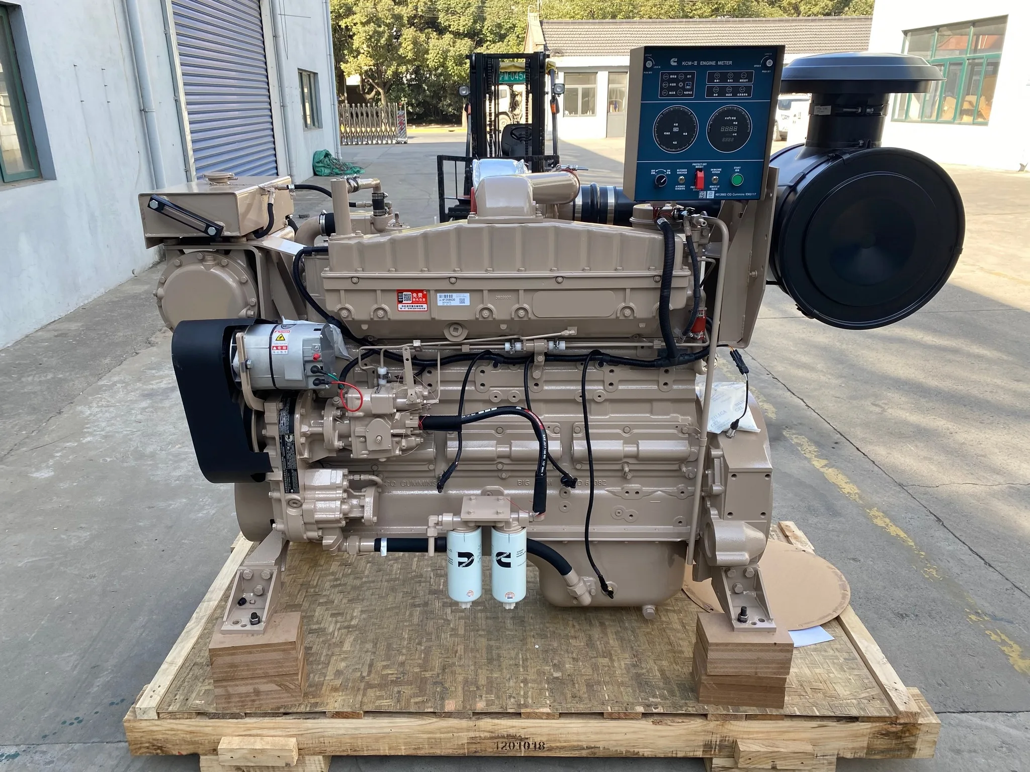Brand new and genuine brand 6 cylinders 4 stroke NTA855-M350 series marine diesel engine