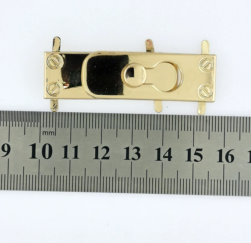Custom Gold Metal Push Button Lock for Handbags and Purses Decorative Rotary Twist Lock Hardware Shoe Hook Package Accessory