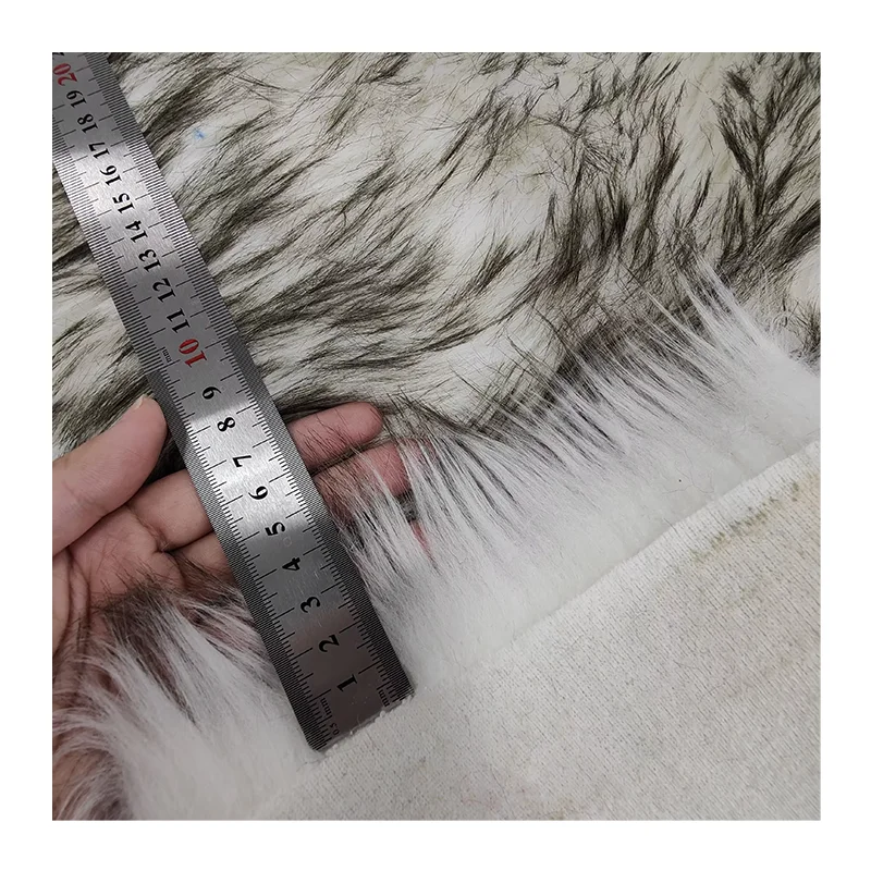 Factory Custom Fake Fur Plush Soft Deluxe Shaggy Animal Fur Fabric Jacquard Dye-tip Long Pile Faux Fur For Garment