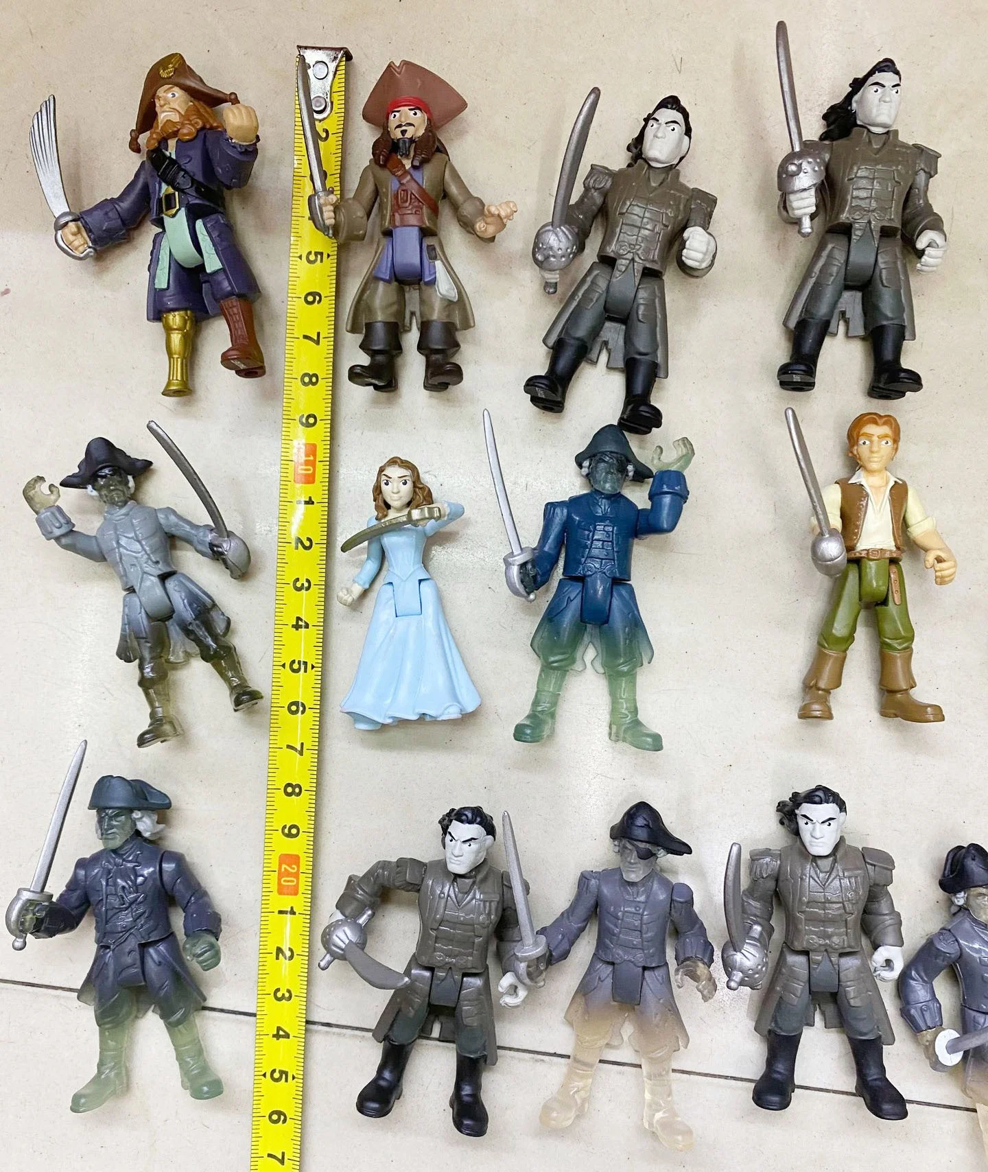 Mini Kids Toy Action Figurine Ornaments Human Anime Plastic Doll Decor Pirate Figure