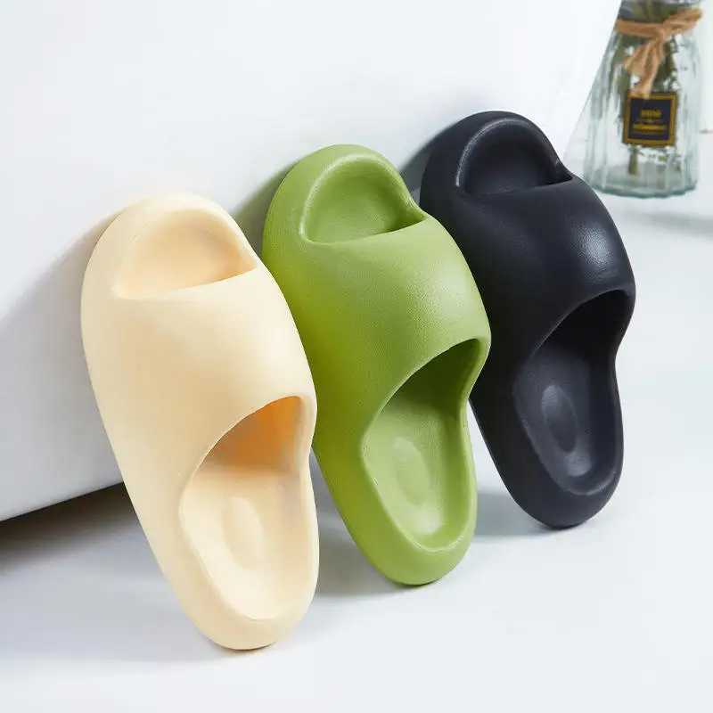 Wholesale Bread Comfort Slippers Eva Thick Sole  Shoes Slippers Beach Slippers for Women