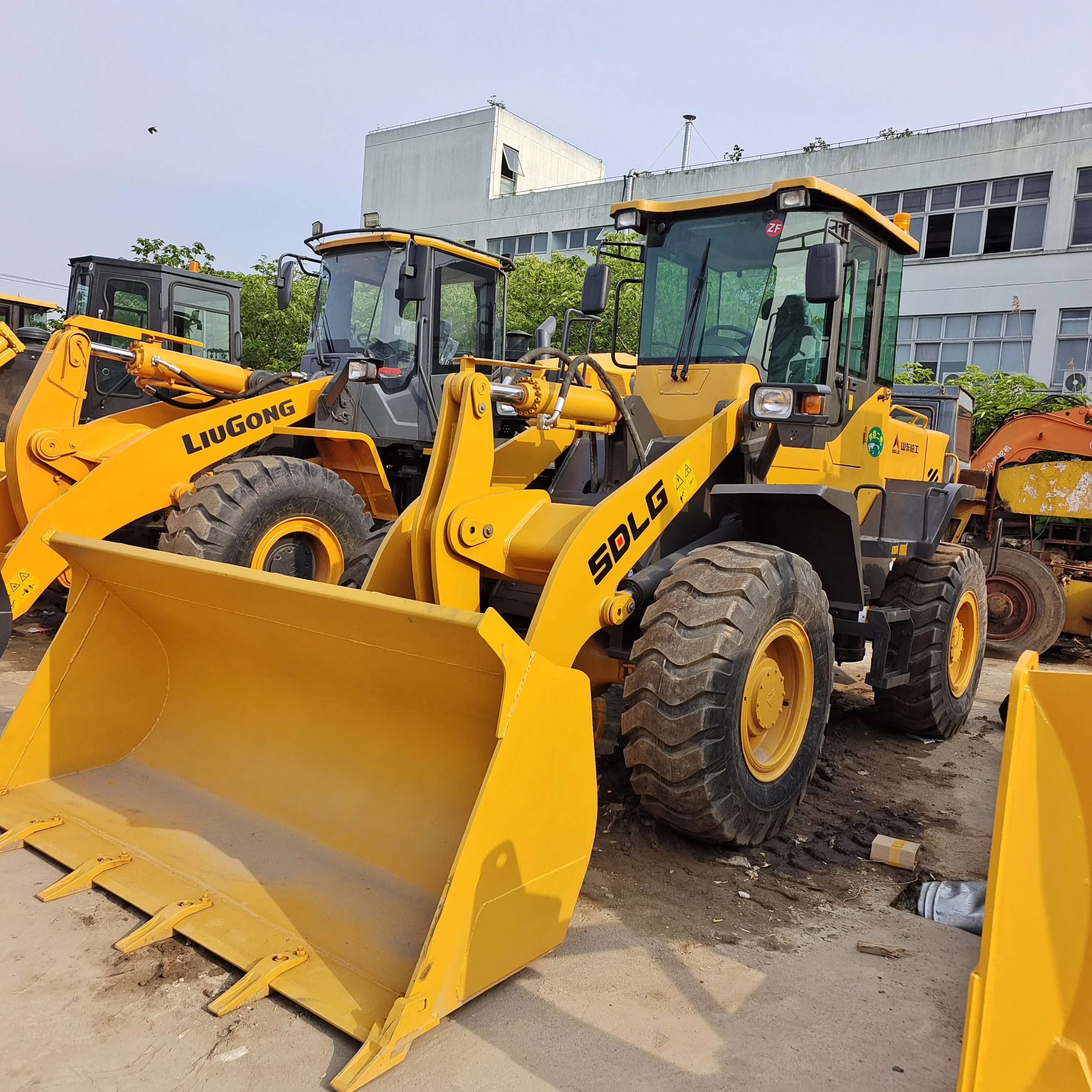 Loaders Wheel Small SDLG Earth Moving Machinery Small Compact 3ton Lingong Wheel Loader LG936L For Sale