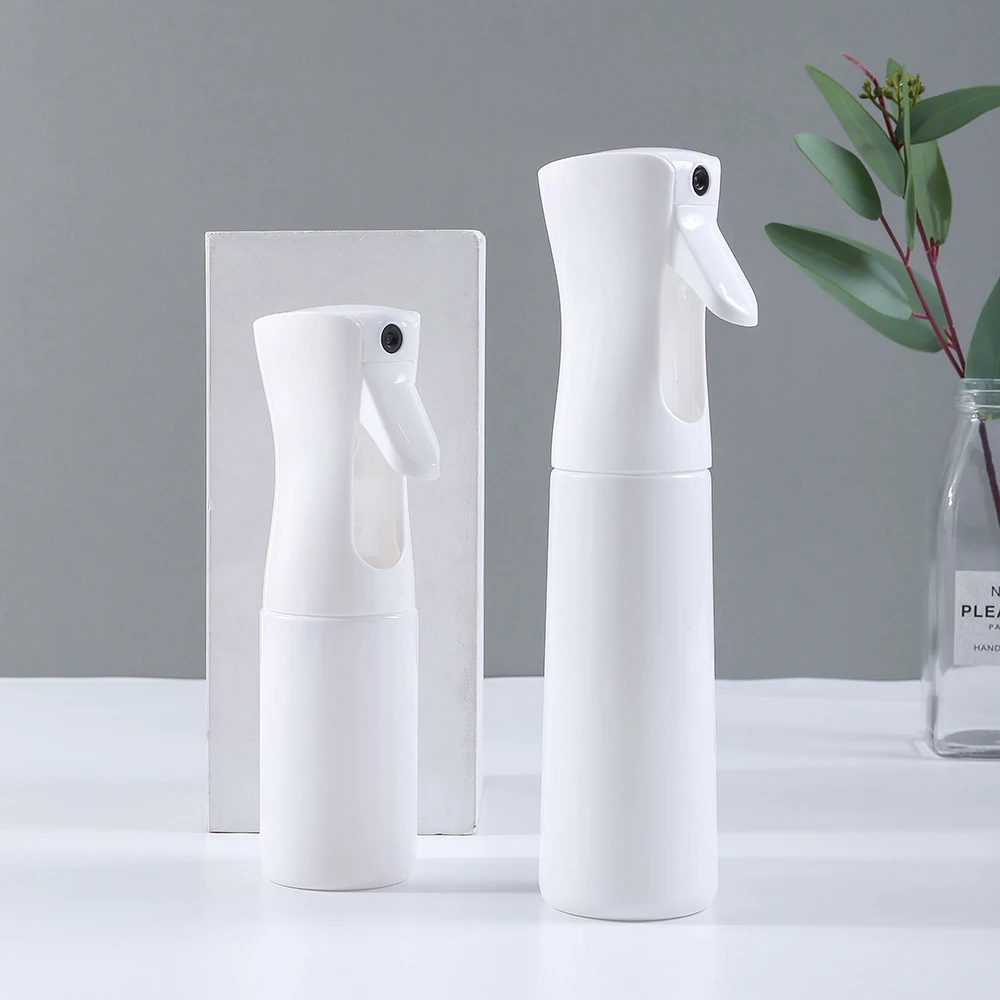 Beautiful Plastic Sprayer Reusable High Pressure Fine Mist Continuous Water Spray Bottle