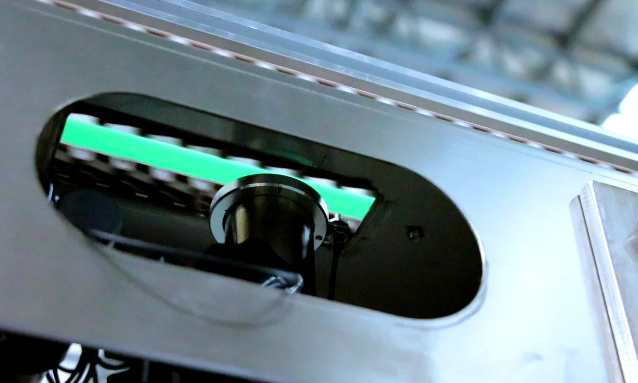 multi-function bottles cans label inkjet coding packaging machine for date and QR code