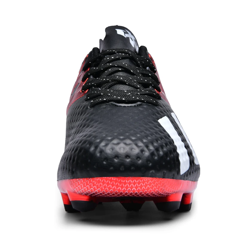 Hot Selling Men Professional Football Shoes Boots Fashion Soccer Shoes Soccer Cleats With High Quality