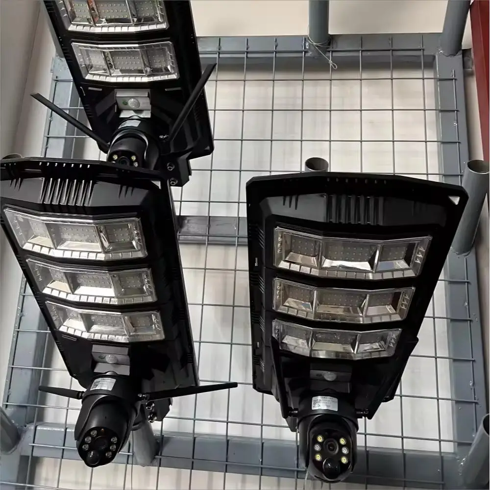 Omsen All In One Outdoor Waterproof Solar Street Light System Monitor Lamp With Cctv Camera 4G Wifi 450W