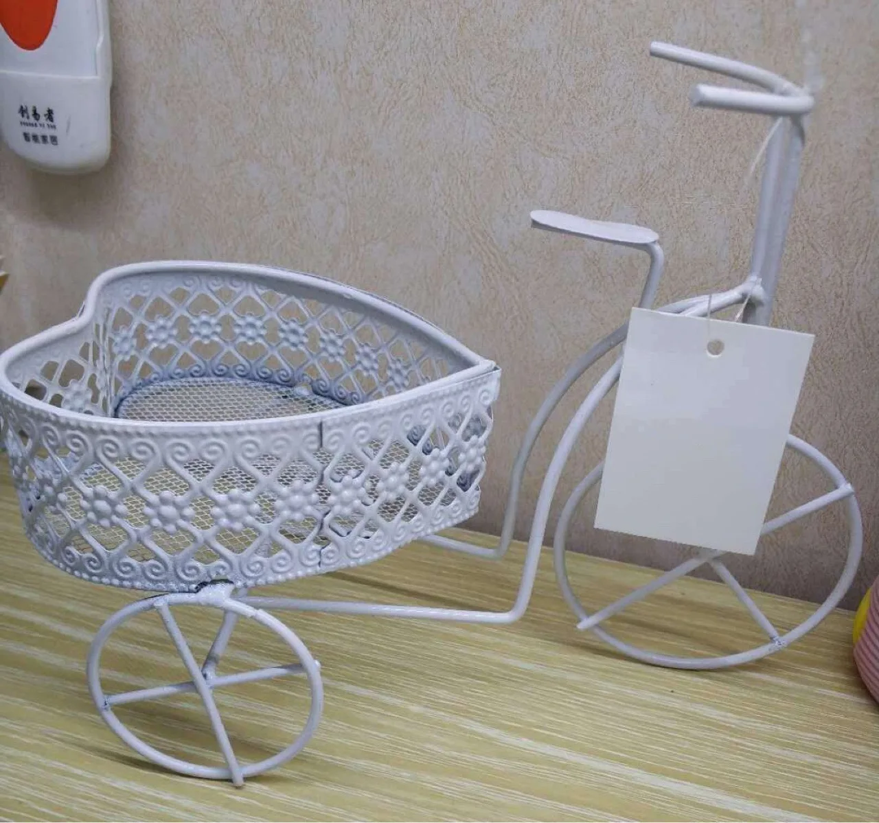 iron plant stand bicycle flower rack as wedding ornaments