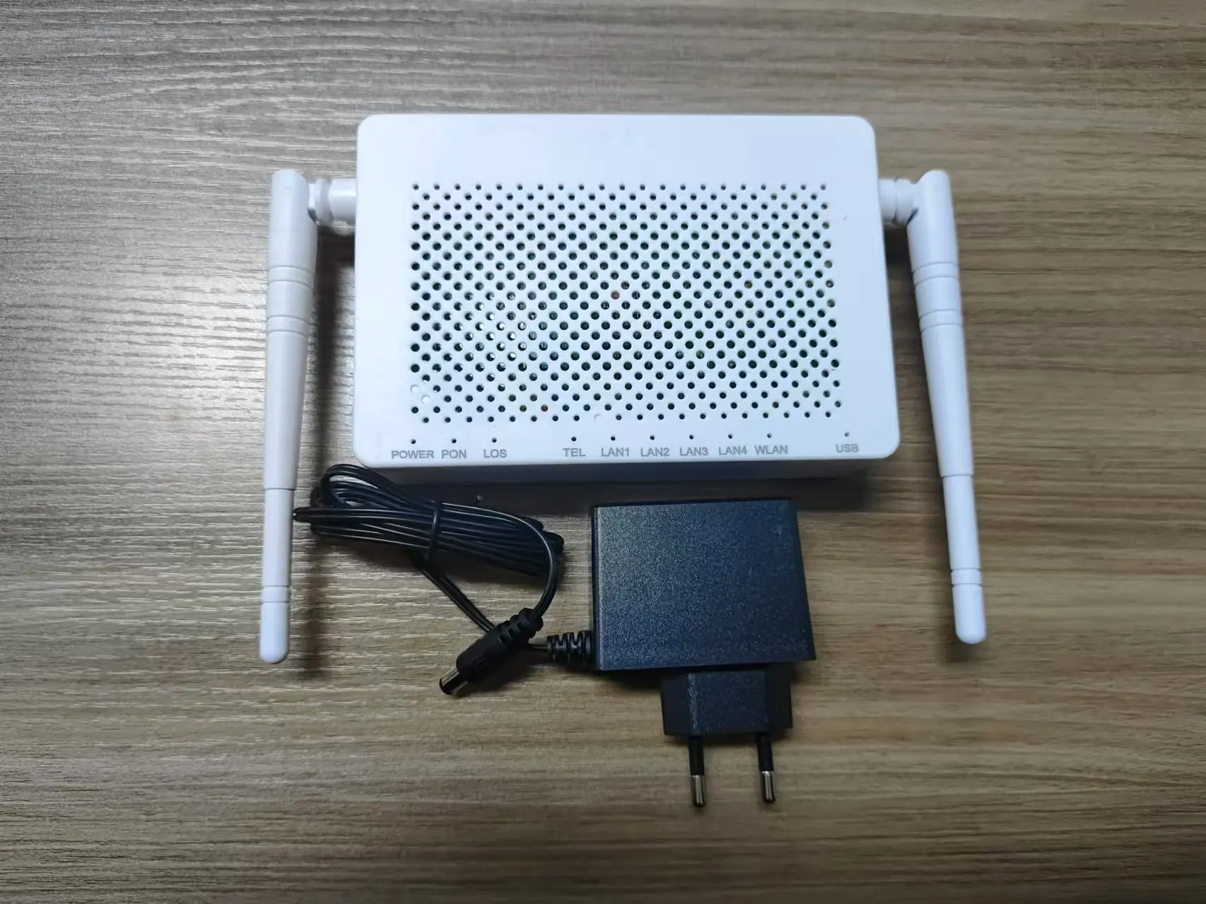 FTTH Новый F663NV3A XPON 1GE + 3FE 2 4 GFI не поддерживает ваш логотип горячая Распродажа ONU CATV ONT ftth оборудование