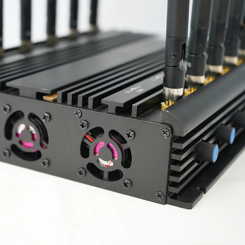 VHF UHF GSM CDMA LTE 4G 5G Lojack wifi Signal detector Device