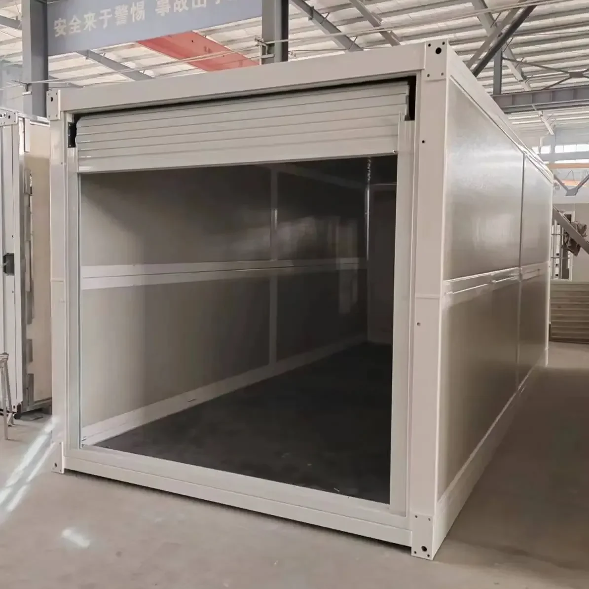 Portable flat packaging container garage detachable container warehouse