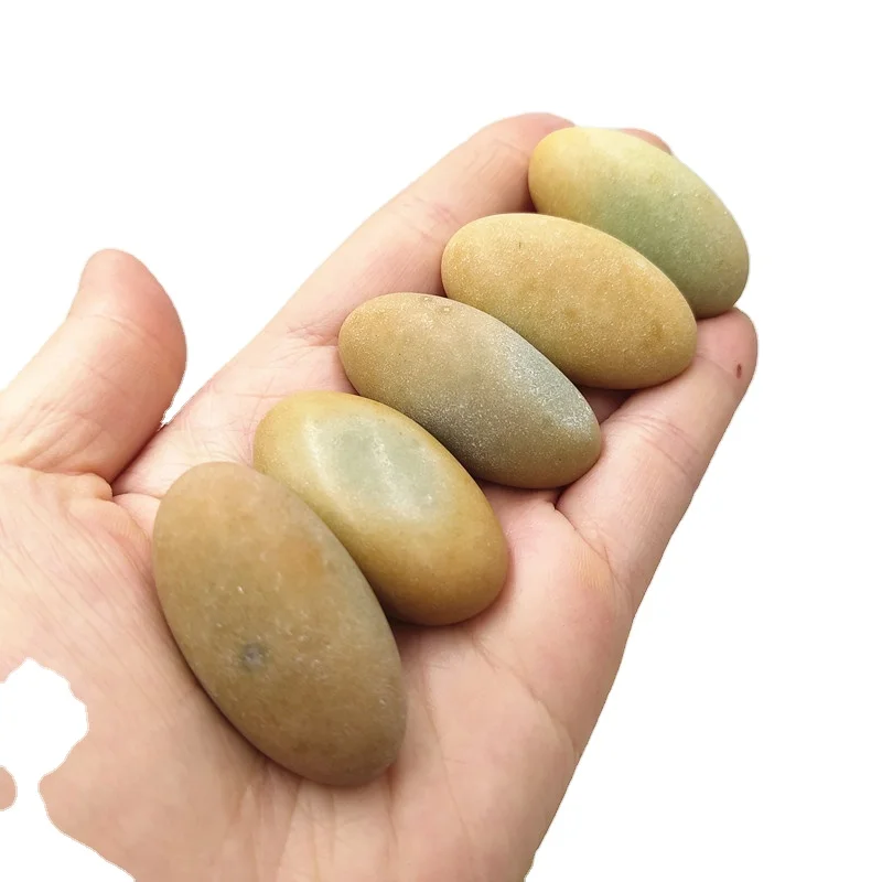 Wholesale Beautiful Quartz Crystal Yoni Egg Green Luminous Stone Eggs