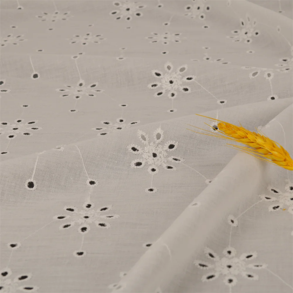 High quality satin 6060*9088 100% Cotton eyelet embroidery fabric for casual dresses, traditional muslim clothing fabric/