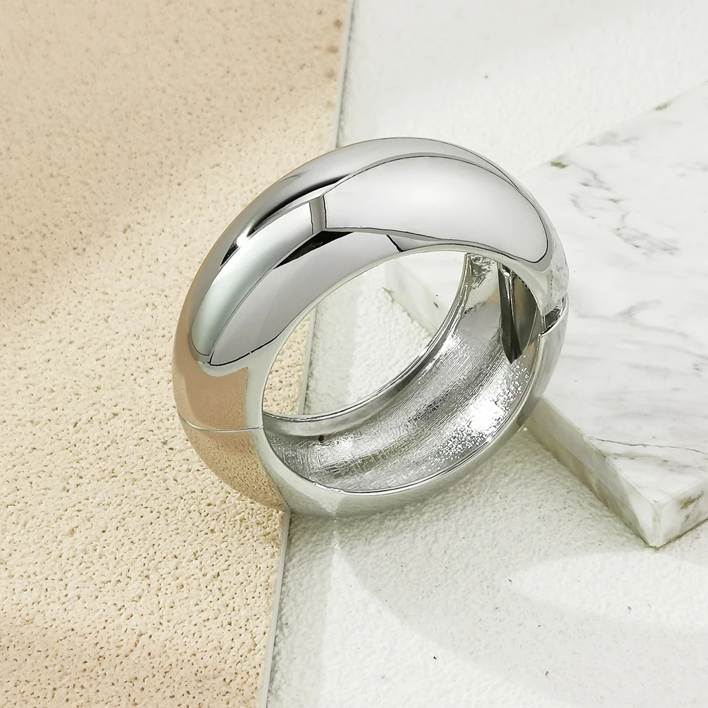 Unique Design Trendy Smooth surface metal bangle gradient size gold plated cuff bracelet personality arm jewelry for women