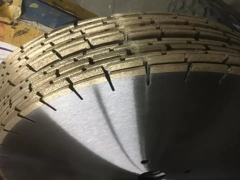 High-quality 100-3500mm circular disc diamond saw blade for wetting and cutting marble and granite stone Dali