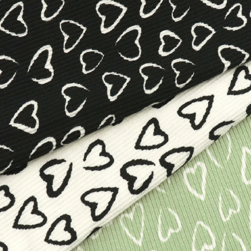 NO MOQ 200gsm heart pattern 95 polyester 5 spandex 2*2 stretchy poly knit print rib fabric for clothing