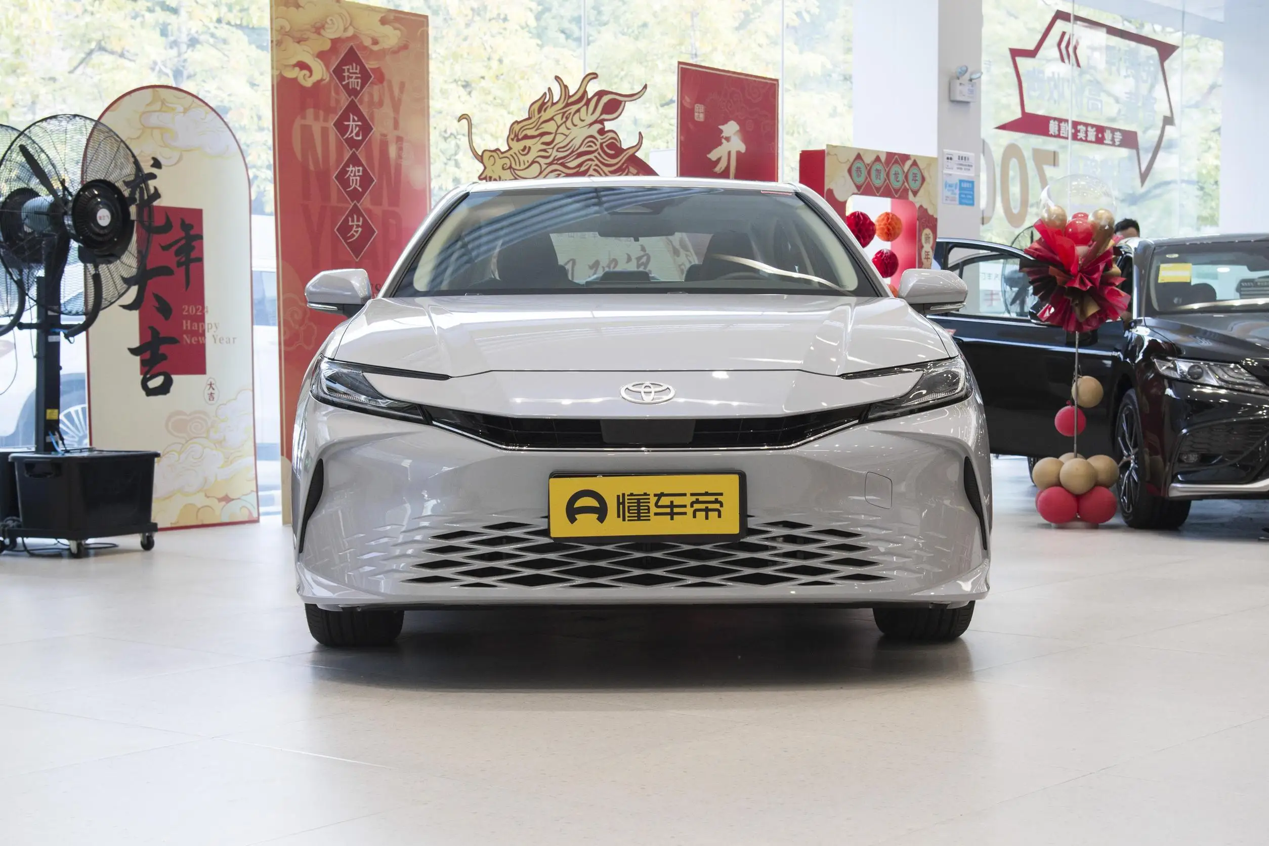 2023 Cheap Price Toyota Cars New Toyota 5 Seats Petrol Gasoline Cars vehicles used cars